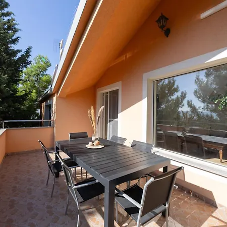 Seaview Pool With Cinema Up To 26 Kastela