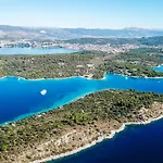Seaview Pool With Cinema Up To 26 Kaštela