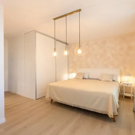 Seaview Pool With Cinema Up To 26 Kastela